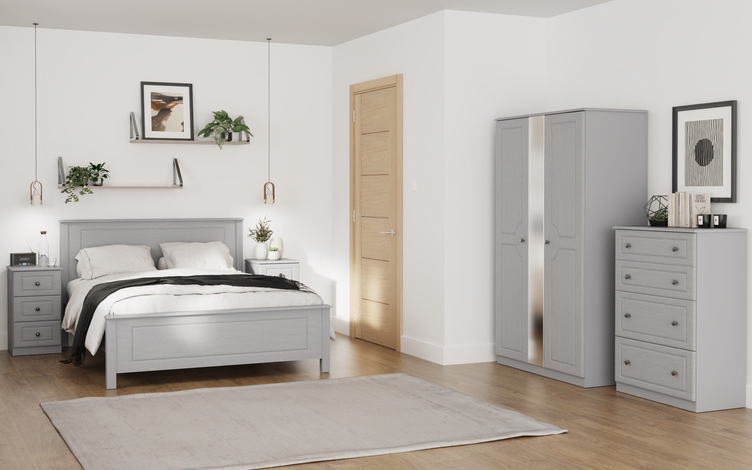 Bedroom / Accent Chairs and Stools