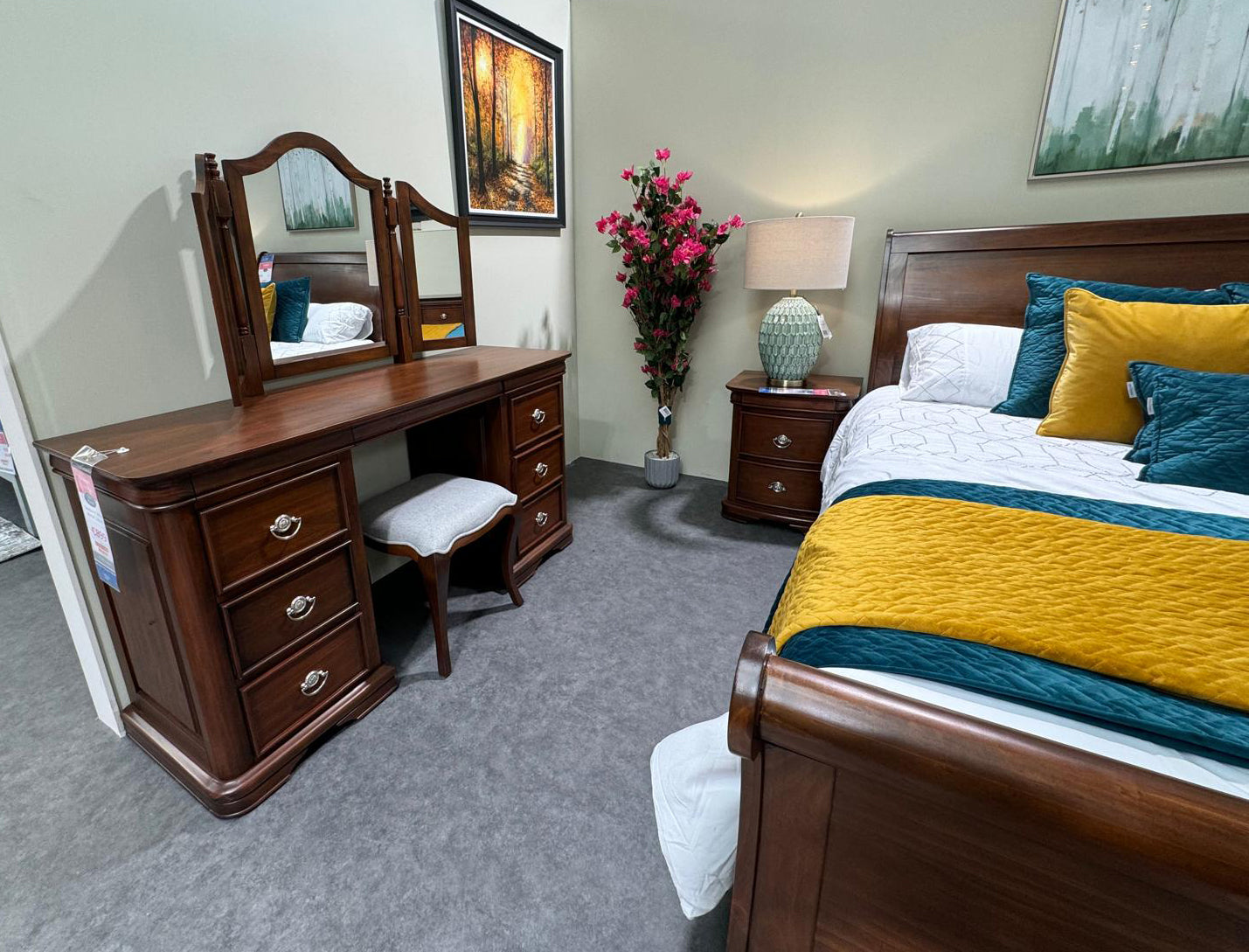 Farah Bedroom Collection