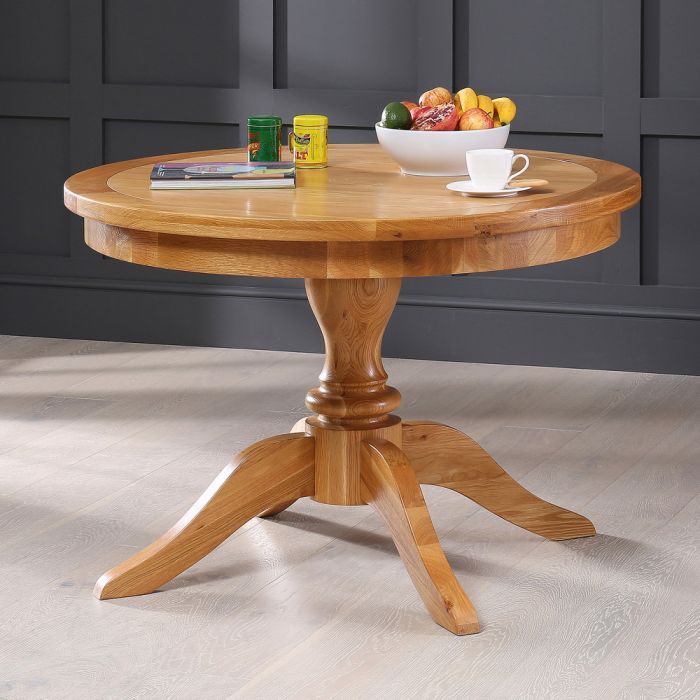 Saoirse Oak Round Table