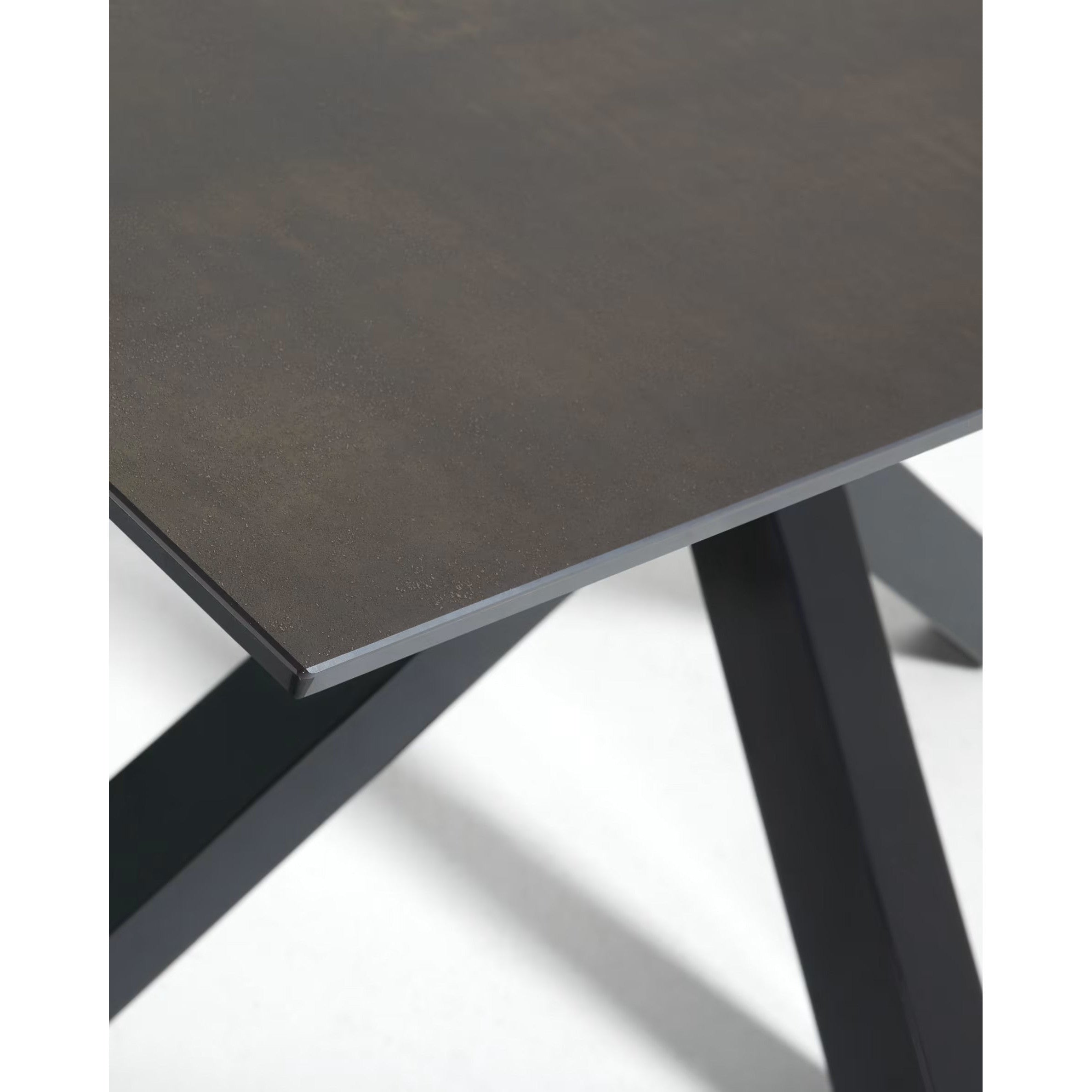 Manhattan Extending Dining Table
