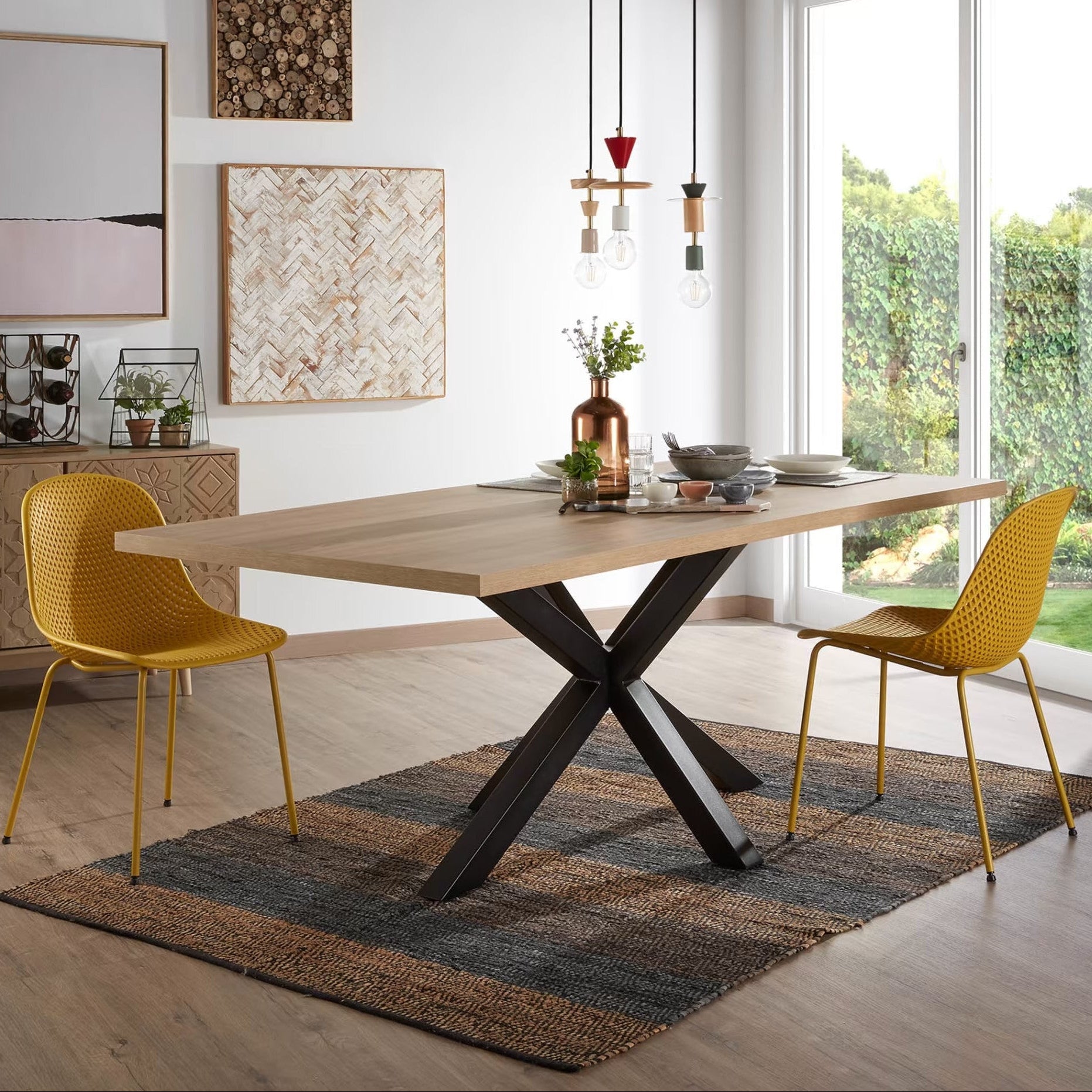 Manhattan Extending Dining Table