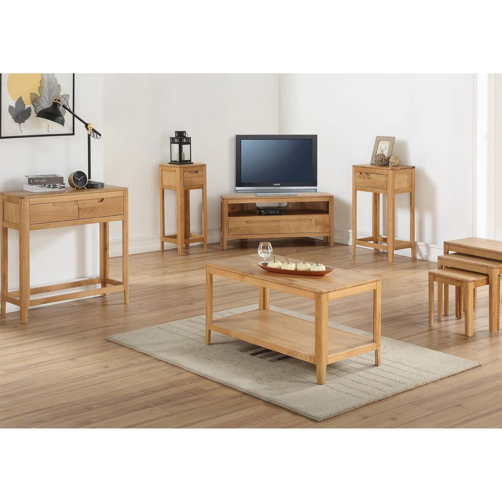 Dunmore Oak Lamp Table