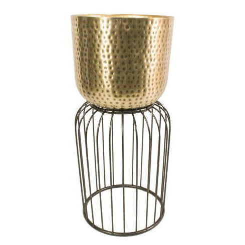 Nisha Planter