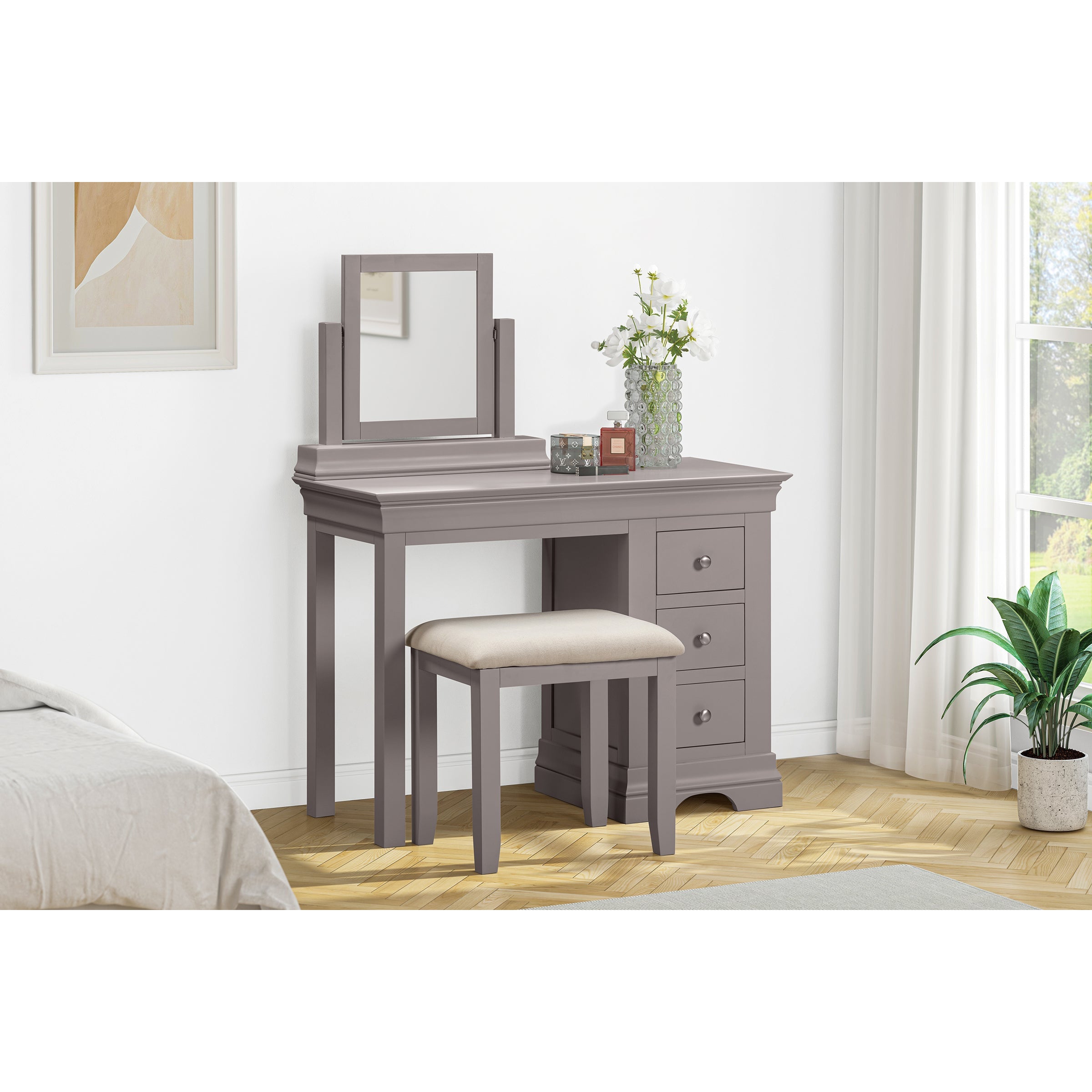 Province Dressing Table
