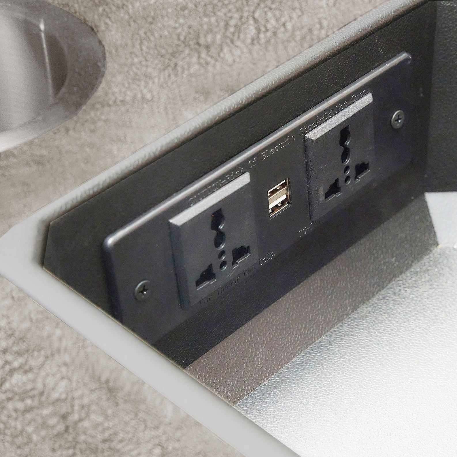 Porto 2 Seater Reclining Sofa (2 Recliners)