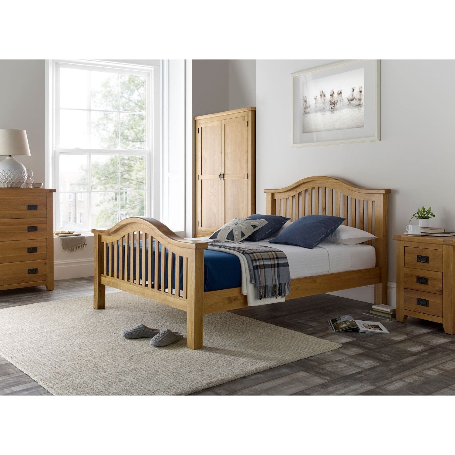 Saoirse Oak Curved Bed Frame