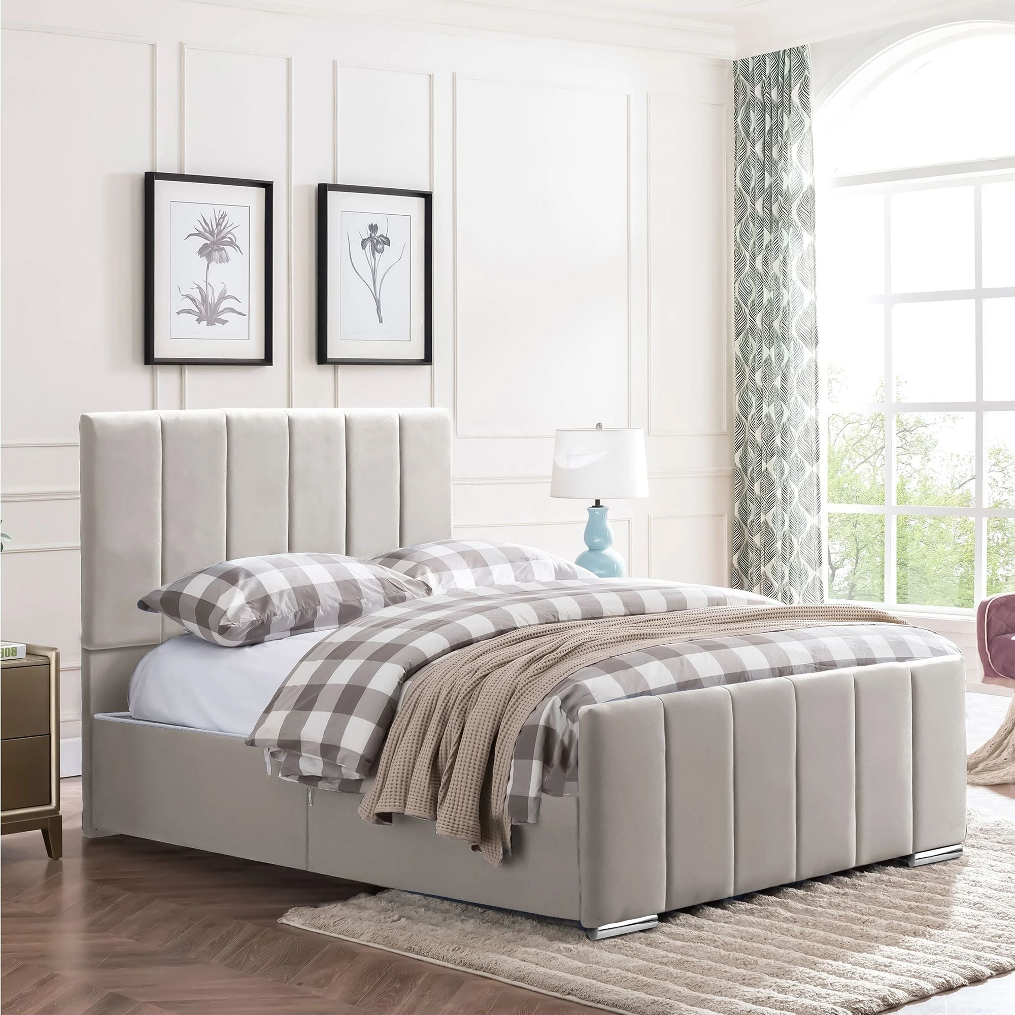 Brooke Bed By Homelee