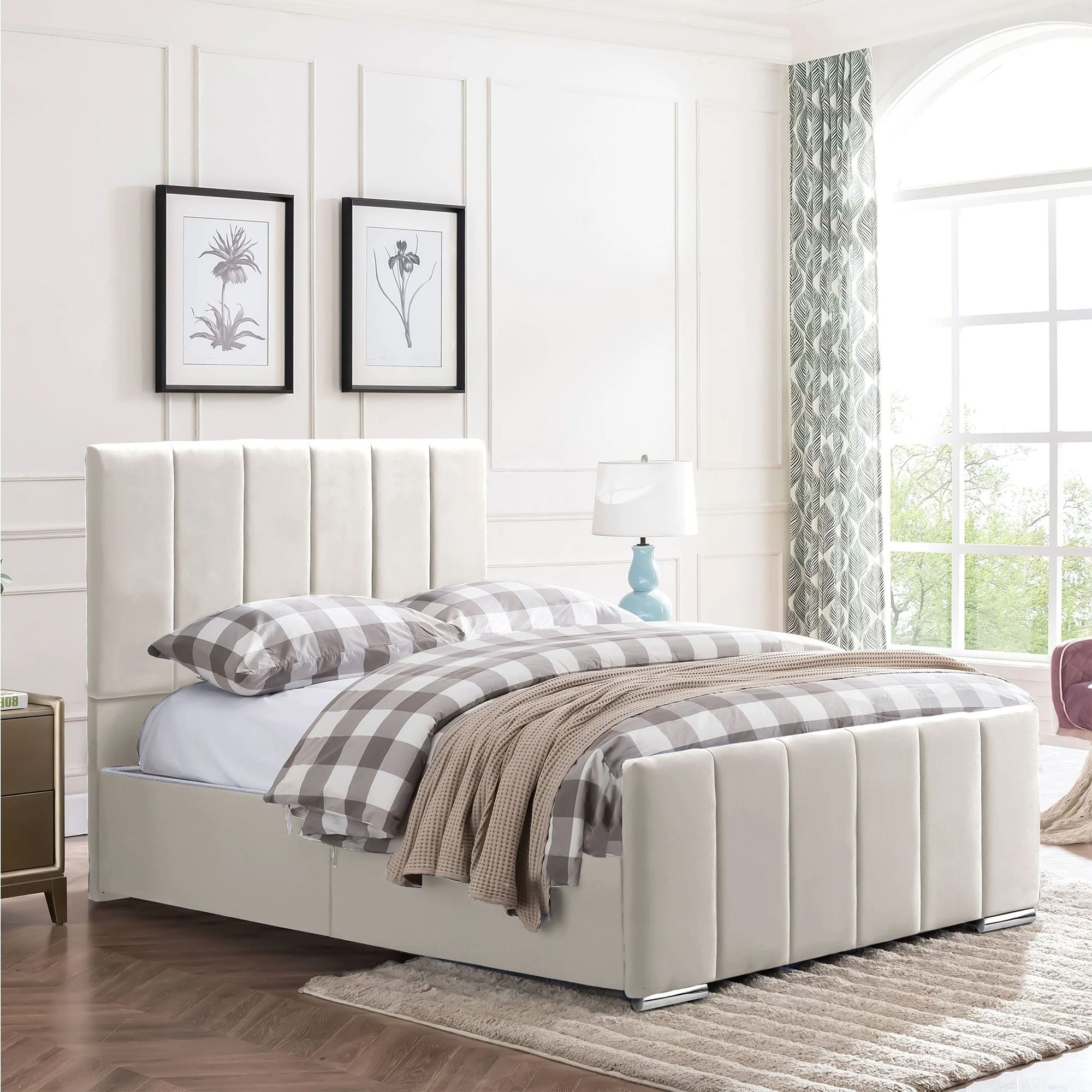 Brooke Bed By Homelee