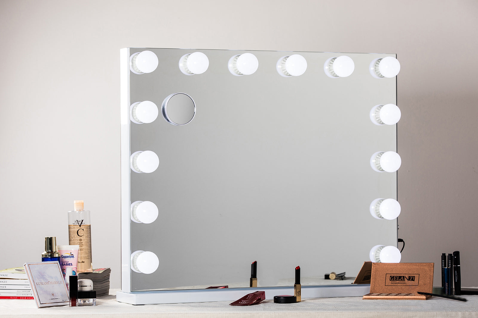 Hollywood 14/15 Bulb Mirror & Vanity Unit