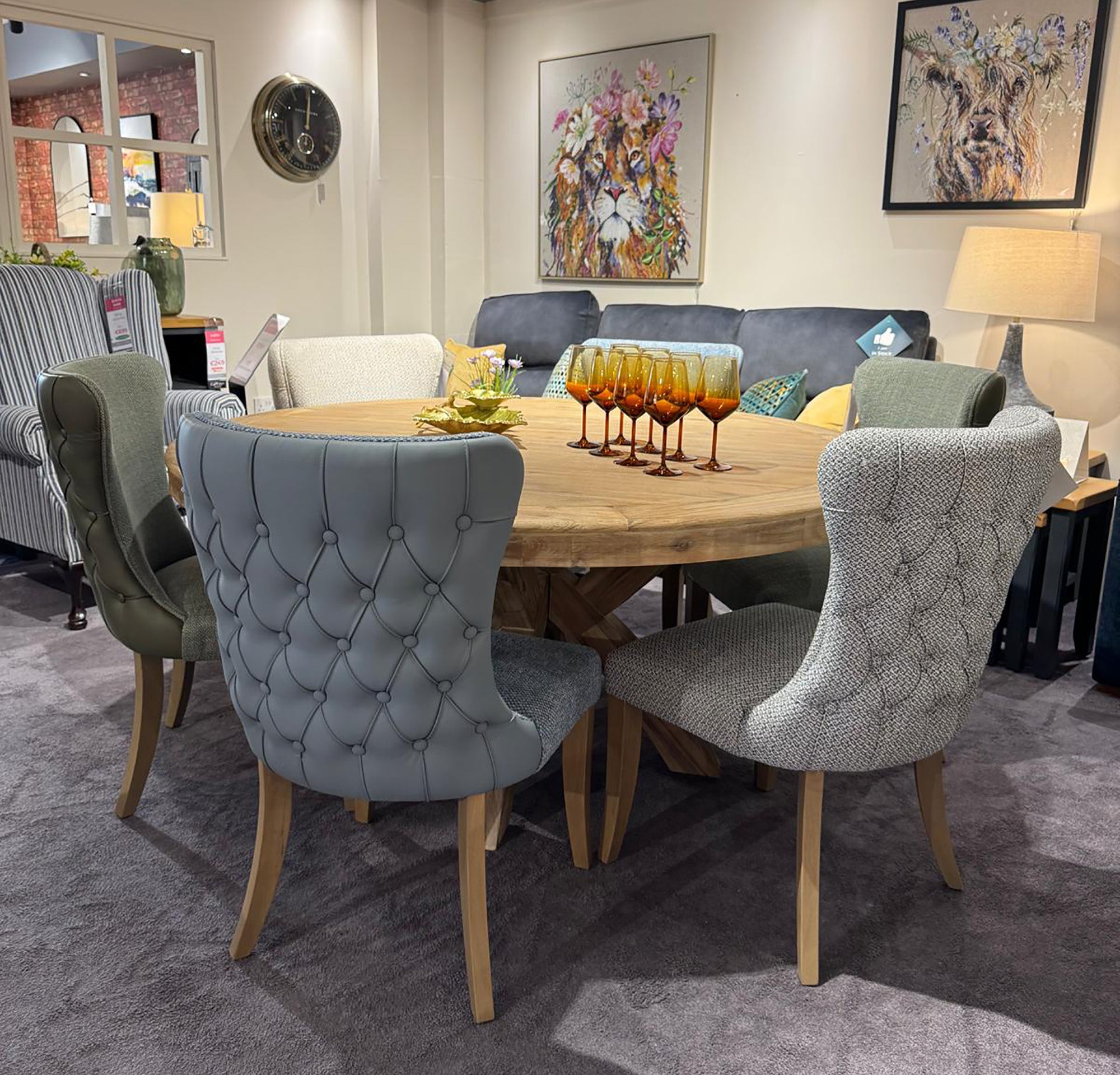 Lexington 1.6 Metre Washed Oak Round Dining Table