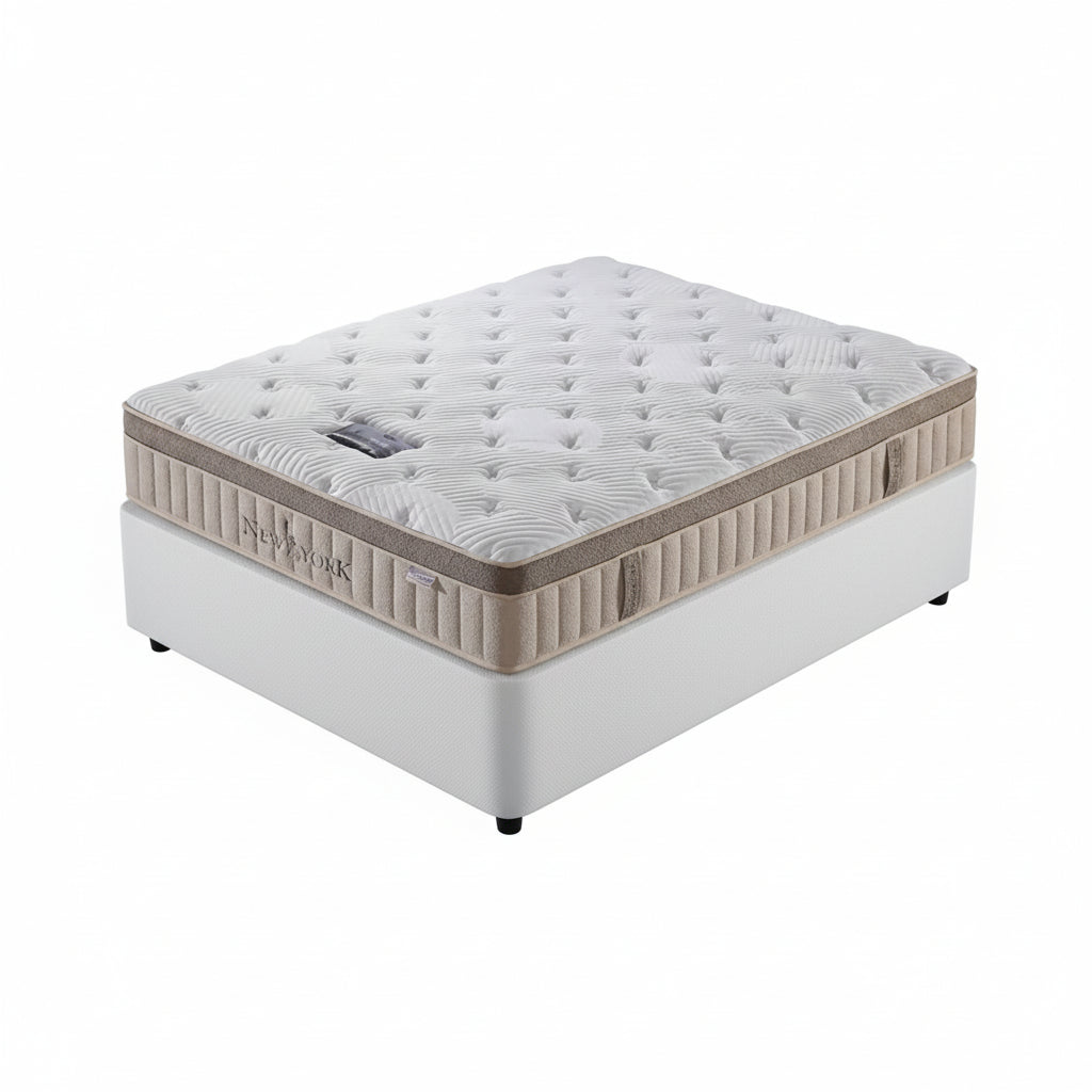 New York Divan Bed by Homelee