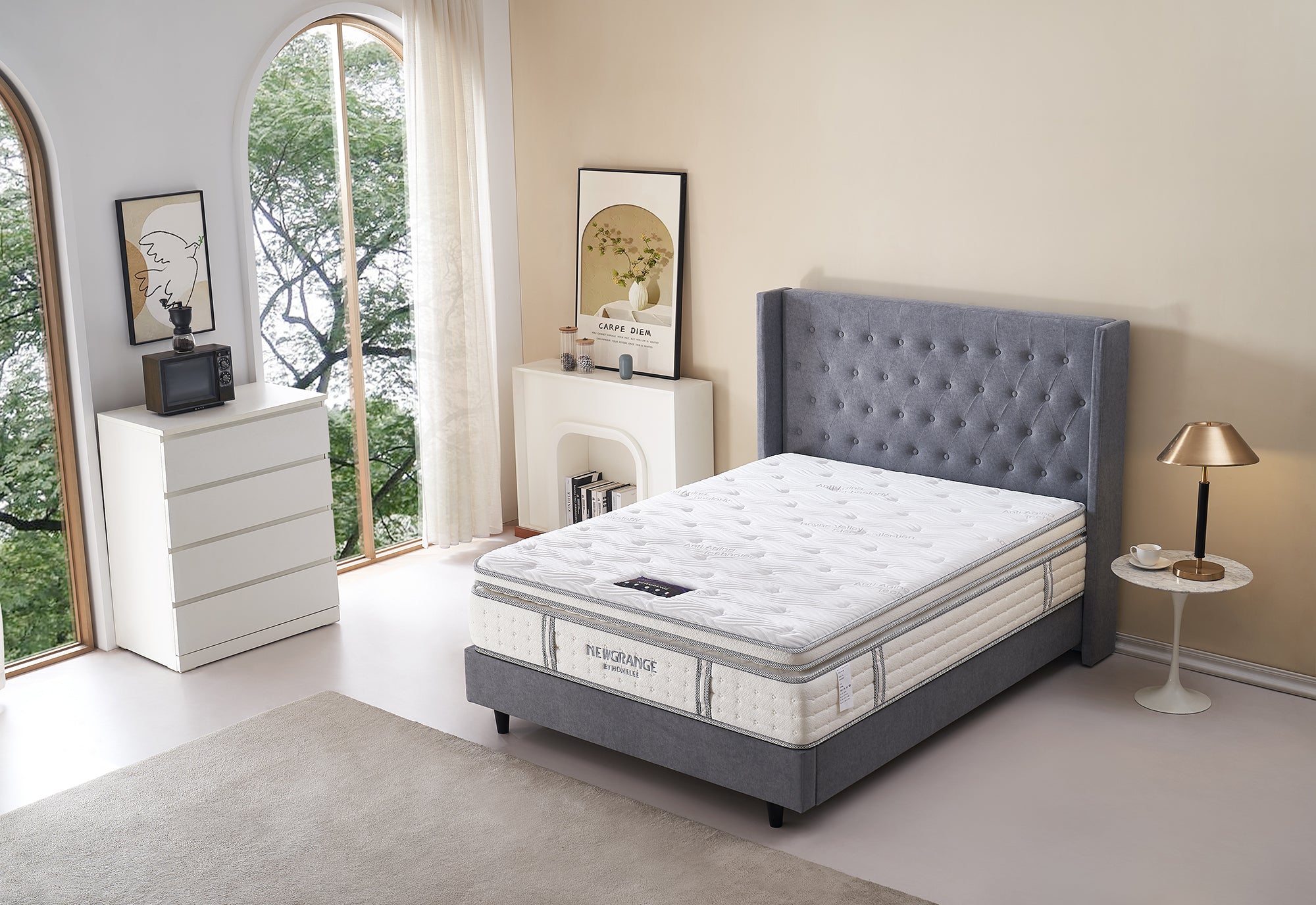 Newgrange Divan Bed by Homelee