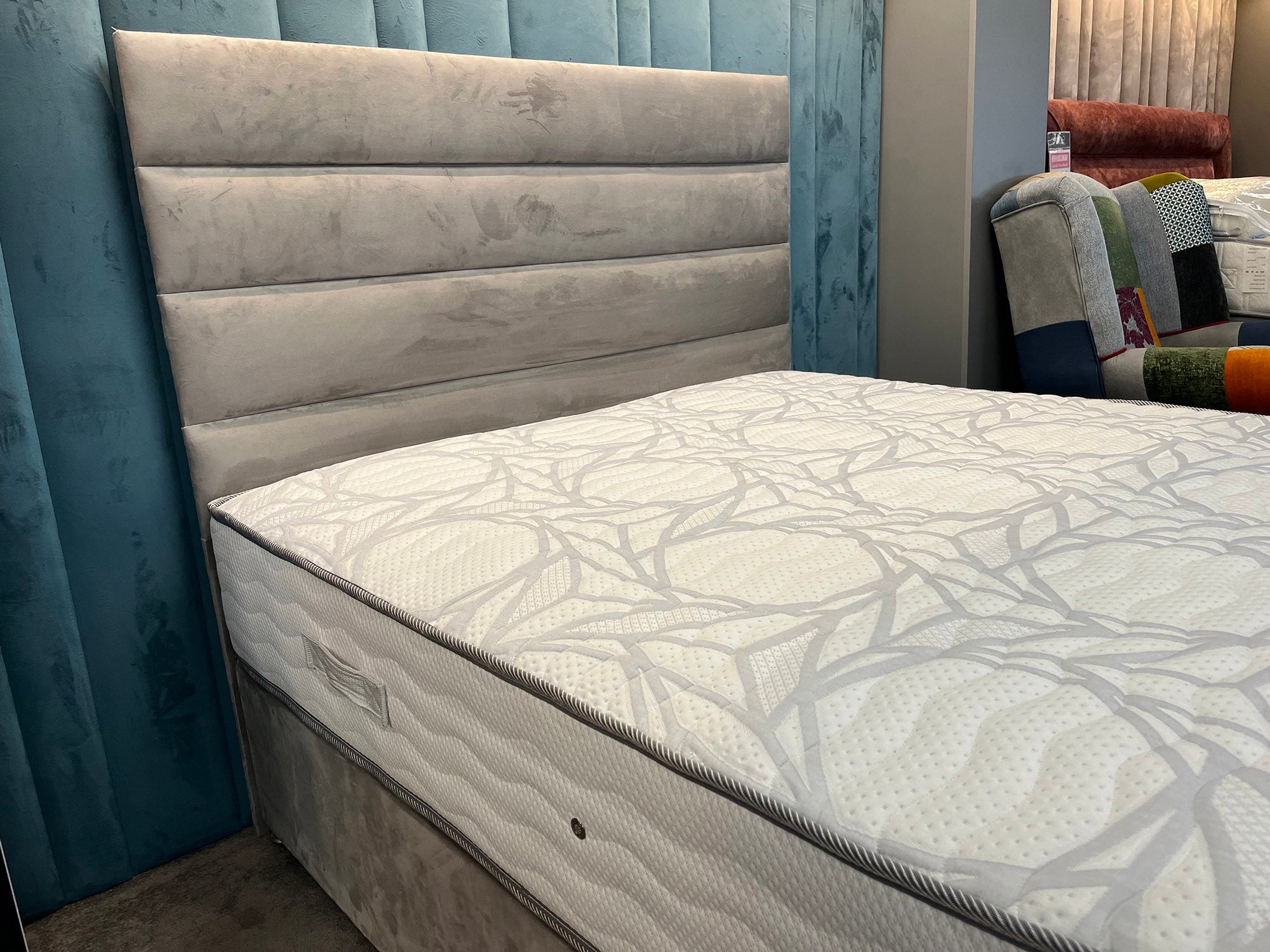 Spinal Pedic Elegance Mattress by Homelee